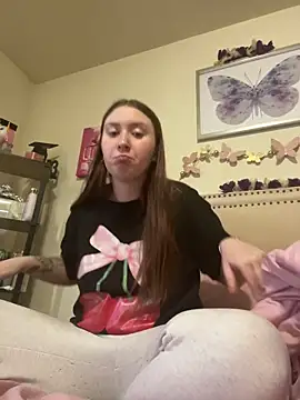 Snapshot of papsmirf__ chatting on 02/25/26, 07:34 papsmirf online show from 02/25/26, 07:34