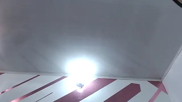 Kitten Hot  online show from 11/30/25, 06:23