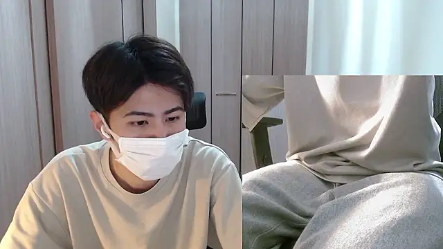 Snapshot of ryota_kkk chatting on 04/29/26, 11:03 ryota kkk online show from 04/29/26, 11:03