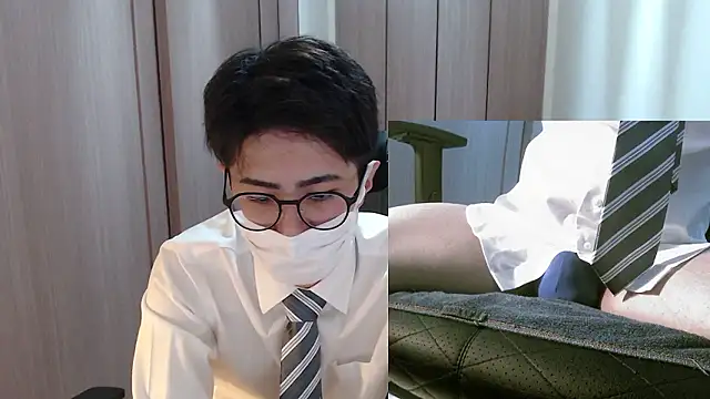Snapshot of ryota_kkk chatting on 05/20/26, 11:38 ryota kkk online show from 05/20/26, 11:38