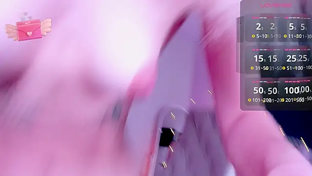 Snapshot of _Ravenaa chatting on 12/06/24, 01:44 Ravenaa online show from 12/06/24, 01:44