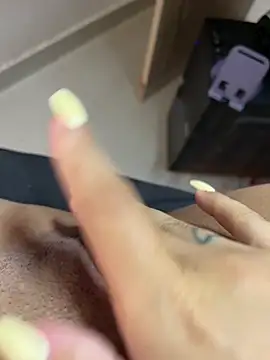 MARYADSUARD online show from 04/17/26, 07:39