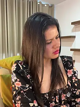 Alice Biel online show from 12/25/24, 03:28