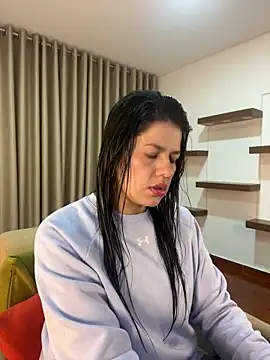 Alice Biel online show from 01/07/25, 10:54