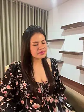 Alice Biel online show from 03/10/25, 01:01