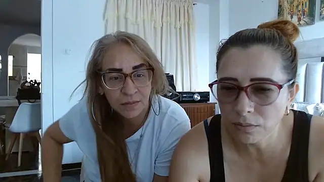 karlabarrera online show from 07/10/26, 08:55