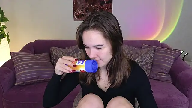 Snapshot of LindaRobertz chatting on 12/05/24, 11:18 LindaRobertz online show from 12/05/24, 11:18