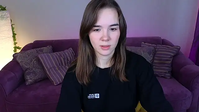 Snapshot of LindaRobertz chatting on 01/21/25, 08:52 LindaRobertz online show from 01/21/25, 08:52