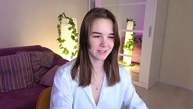 Snapshot of LindaRobertz chatting on 01/25/25, 12:16 LindaRobertz online show from 01/25/25, 12:16