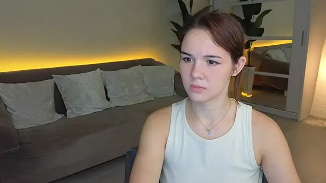 Snapshot of LindaRobertz chatting on 09/14/25, 09:03 LindaRobertz online show from 09/14/25, 09:03