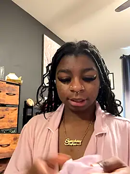 Harmonyxlover online show from 12/17/25, 04:35