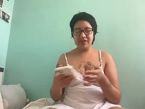 bbymadokaa online show from 12/05/25, 04:47