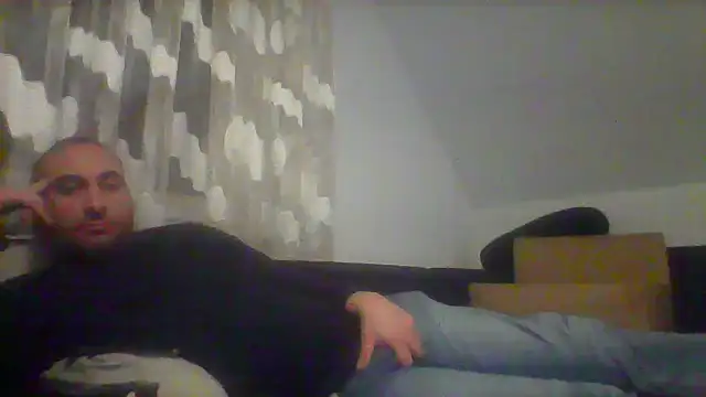 Snapshot of NewyorkDimi chatting on 01/17/25, 05:00 NewyorkDimi online show from 01/17/25, 05:00