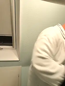 Snapshot of NewyorkDimi chatting on 01/28/25, 05:46 NewyorkDimi online show from 01/28/25, 05:46