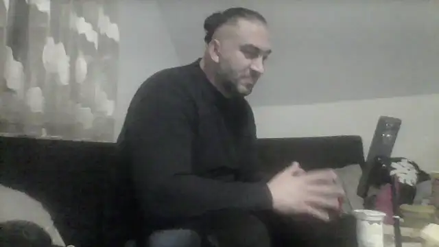 Snapshot of NewyorkDimi chatting on 01/30/25, 02:38 NewyorkDimi online show from 01/30/25, 02:38