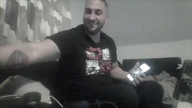 Snapshot of NewyorkDimi chatting on 02/11/25, 11:54 NewyorkDimi online show from 02/11/25, 11:54