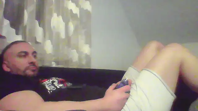 Snapshot of NewyorkDimi chatting on 02/28/25, 02:53 NewyorkDimi online show from 02/28/25, 02:53