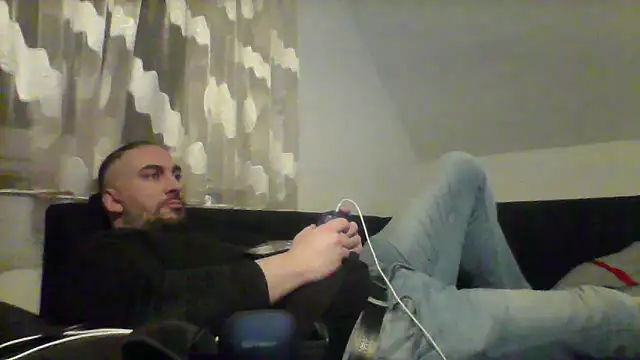 Snapshot of NewyorkDimi chatting on 03/01/25, 02:37 NewyorkDimi online show from 03/01/25, 02:37