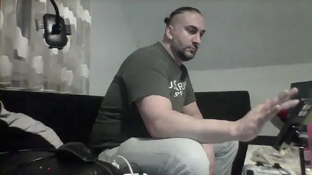 NewyorkDimi online show from 11/30/25, 05:44