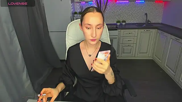 Snapshot of MelodyOfLovee chatting on 12/05/24, 04:20 MelodyOfLovee online show from 12/05/24, 04:20