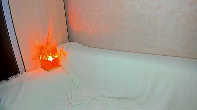 Snapshot of MelodyOfLovee chatting on 12/05/25, 03:04 MelodyOfLovee online show from 12/05/25, 03:04