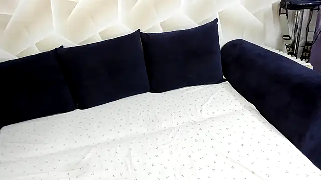 Snapshot of Sweet_Lanaaaaa chatting on 02/24/26, 02:48 Sweet Lanaaaaa online show from 02/24/26, 02:48