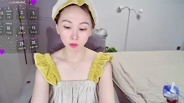 Snapshot of Xiaoyu-G chatting on 02/27/25, 11:10 Xiaoyu-G online show from 02/27/25, 11:10