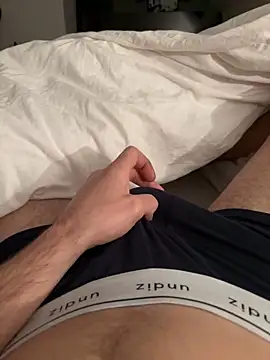 Snapshot of val6910 chatting on 01/17/25, 12:31 val6910 online show from 01/17/25, 12:31