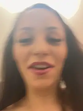 Chiara0102 online show from 04/29/26, 08:15
