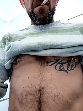 Snapshot of jonyfree1978 chatting on 11/15/25, 02:02 jonyfree1978 online show from 11/15/25, 02:02