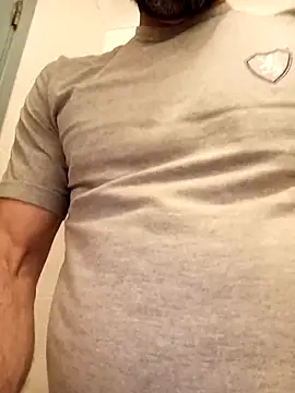 Snapshot of jonyfree1978 chatting on 11/18/25, 09:41 jonyfree1978 online show from 11/18/25, 09:41