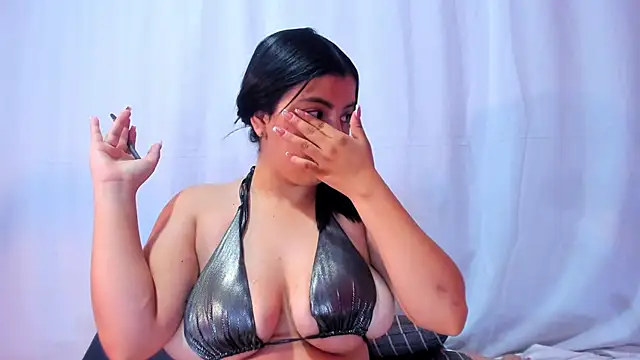 Snapshot of AnithaaYork chatting on 10/14/25, 12:06 AnithaaYork online show from 10/14/25, 12:06