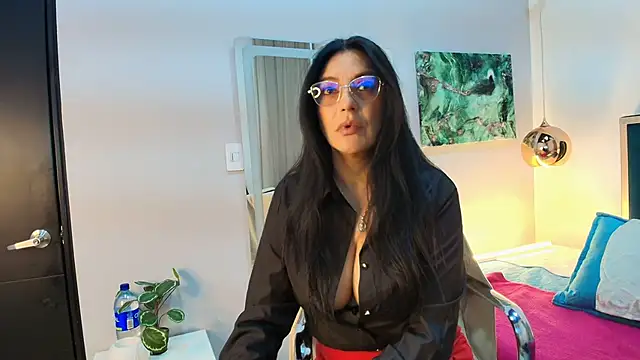 Snapshot of Zuzana21 chatting on 07/22/26, 02:09 Zuzana21 online show from 07/22/26, 02:09