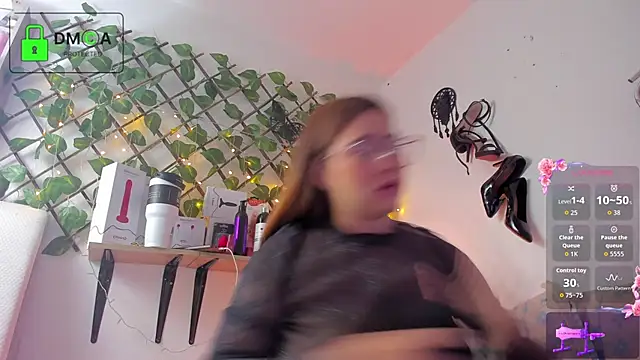 kathryn07 online show from 11/20/25, 01:11