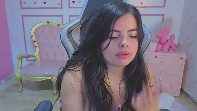 Chinatsu t online show from 03/31/26, 12:56