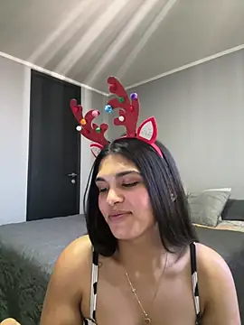 Snapshot of sc4ry_girl1 chatting on 12/18/24, 07:41 sc4ry girl1 online show from 12/18/24, 07:41