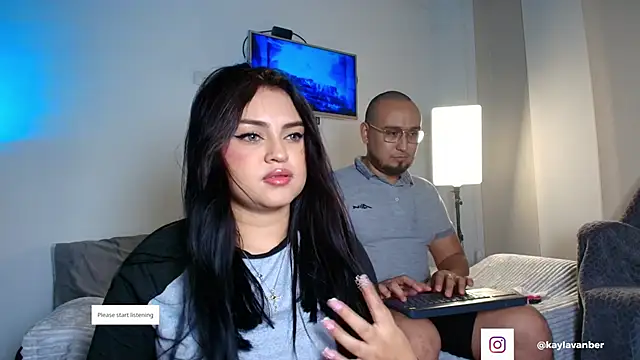 Snapshot of XXCOUPLESSEX chatting on 11/30/25, 07:18 XXCOUPLESSEX online show from 11/30/25, 07:18