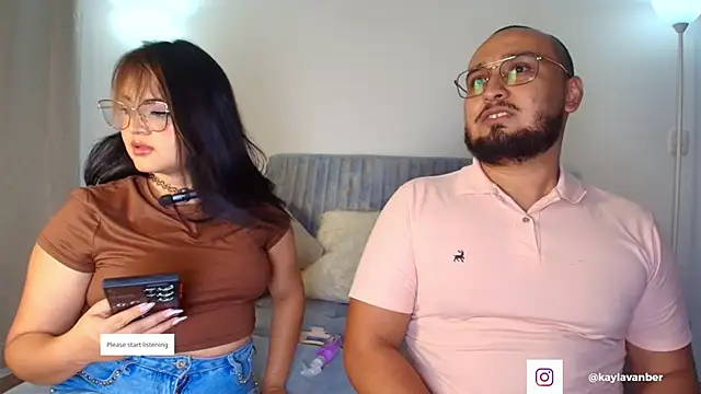 Snapshot of XXCOUPLESSEX chatting on 01/11/26, 09:36 XXCOUPLESSEX online show from 01/11/26, 09:36