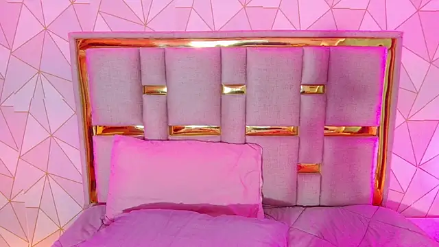 nina carther online show from 04/18/26, 12:53