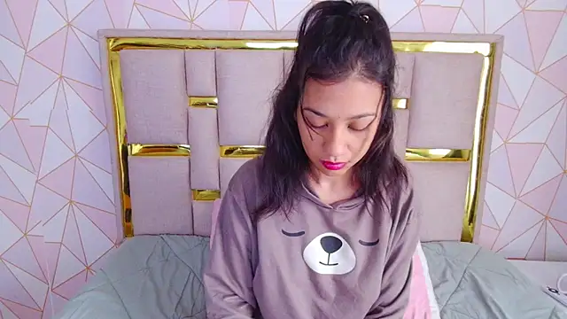 nina carther online show from 04/22/26, 11:12