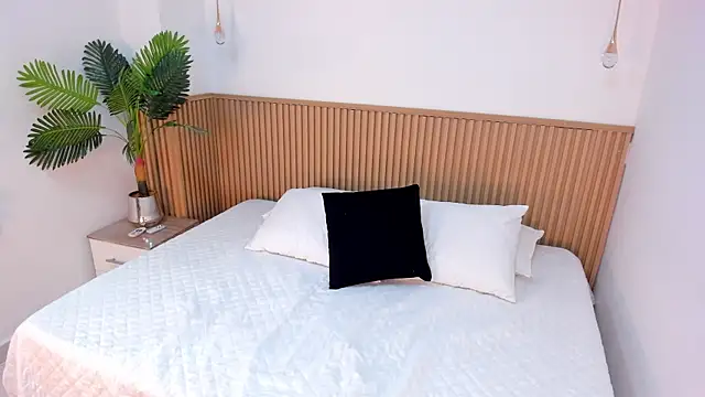 Jasmin evano29 online show from 04/22/26, 05:25