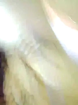 Snapshot of Polygamist chatting on 05/09/26, 08:52 Polygamist online show from 05/09/26, 08:52