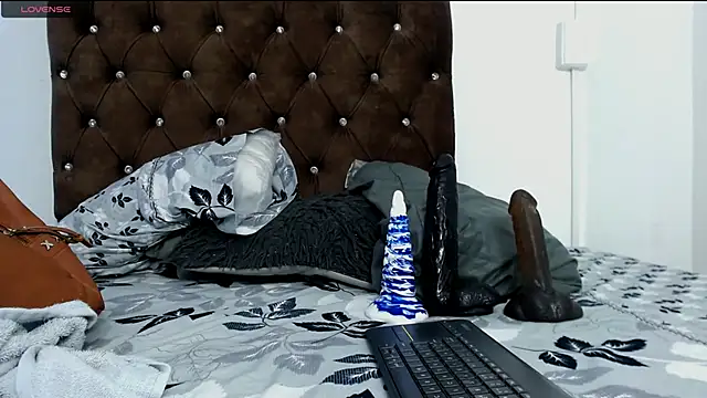 Snapshot of smithdara chatting on 03/01/25, 11:39 smithdara online show from 03/01/25, 11:39