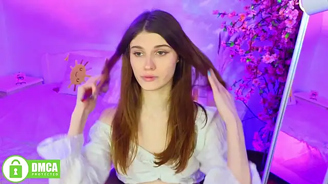 Hello Vivienne online show from 01/17/25, 05:51