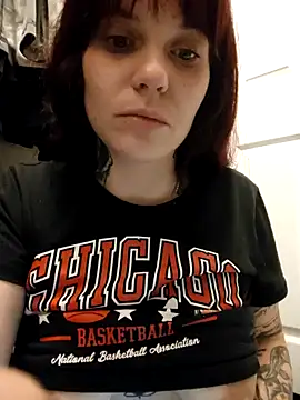 Snapshot of Mercedez_BaBy chatting on 02/04/25, 04:37 Mercedez BaBy online show from 02/04/25, 04:37