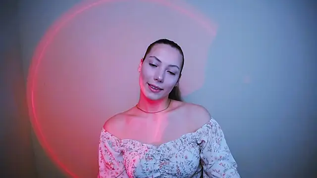 Snapshot of VanessaMay_ chatting on 12/14/24, 10:28 VanessaMay online show from 12/14/24, 10:28