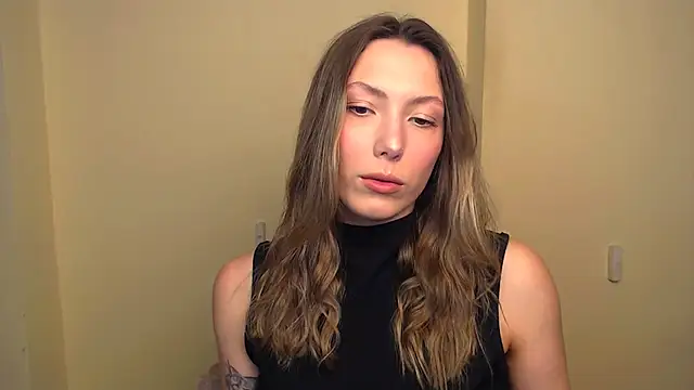 Snapshot of VanessaMay_ chatting on 03/05/25, 07:49 VanessaMay online show from 03/05/25, 07:49