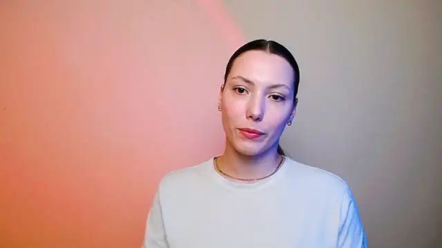 Snapshot of VanessaMay_ chatting on 03/09/25, 07:48 VanessaMay online show from 03/09/25, 07:48