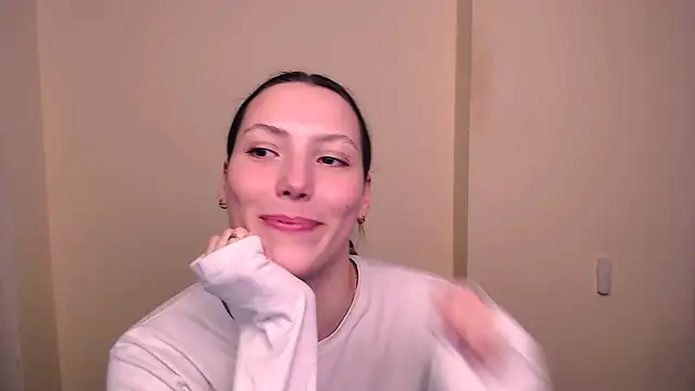 Snapshot of VanessaMay_ chatting on 03/09/25, 10:52 VanessaMay online show from 03/09/25, 10:52