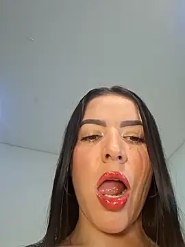 Anal Luucia online show from 04/22/26, 12:07